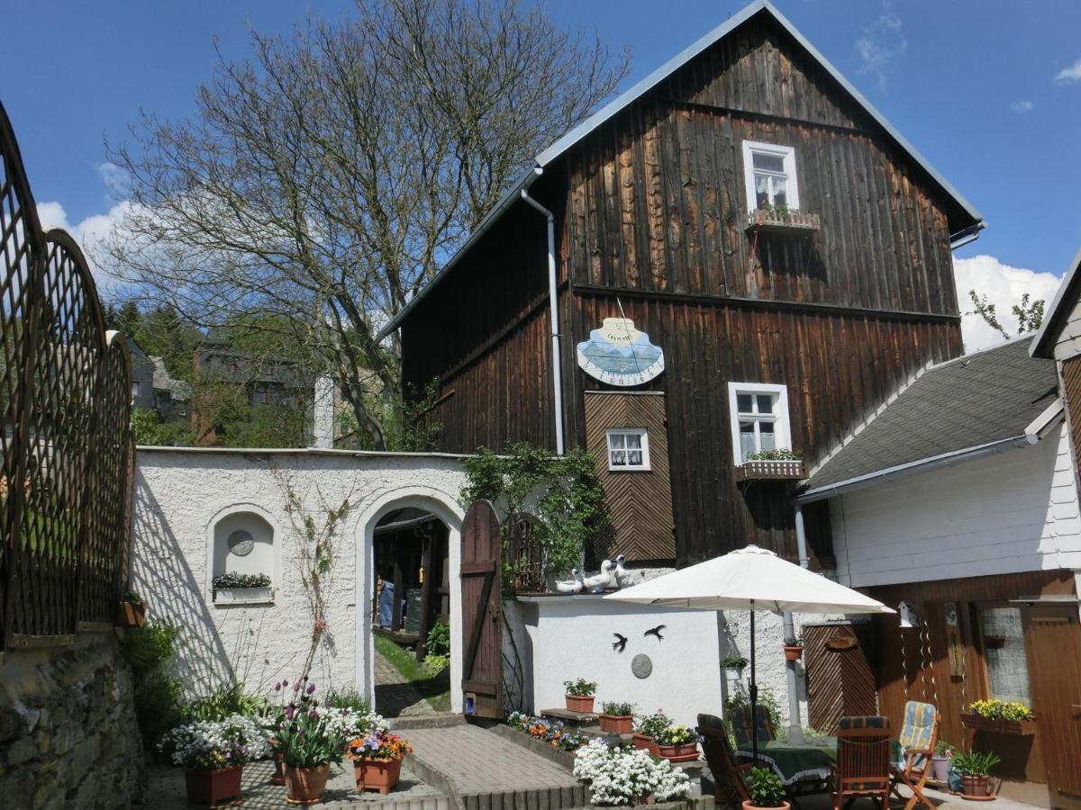 Apartment In Thuringian Forest With Garden Oberweißbach Eksteriør billede