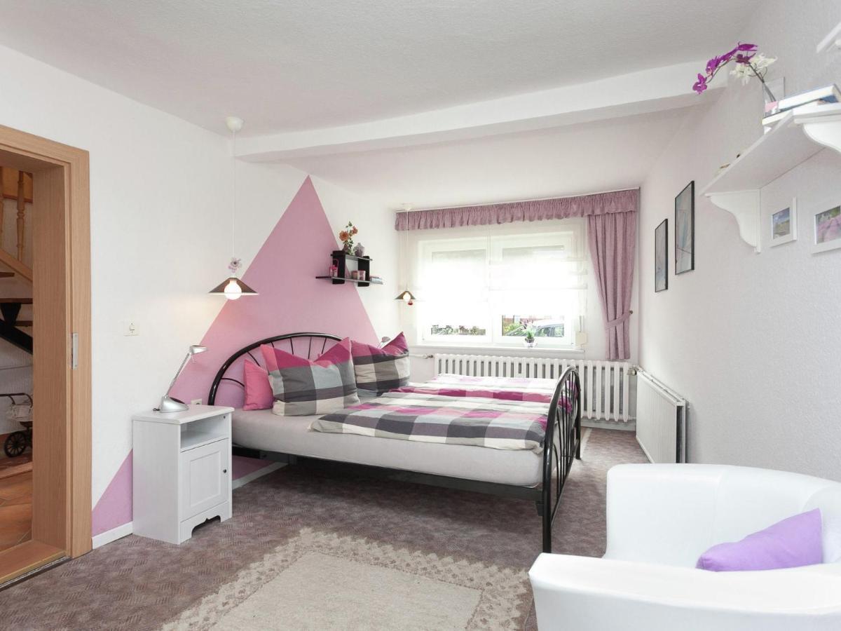 Apartment In Thuringian Forest With Garden Oberweißbach Eksteriør billede