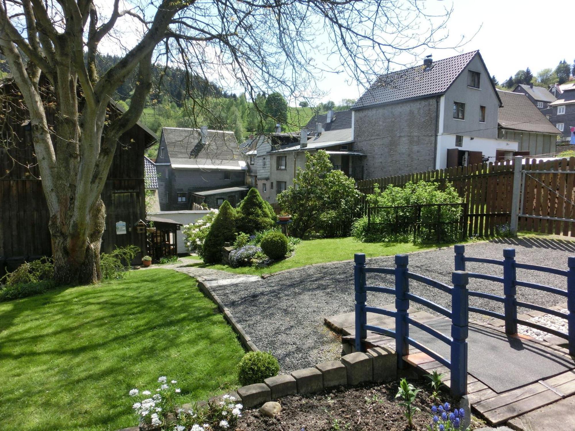 Apartment In Thuringian Forest With Garden Oberweißbach Eksteriør billede